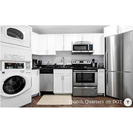 Quarters On Dot By Thatch Boston Exterior photo